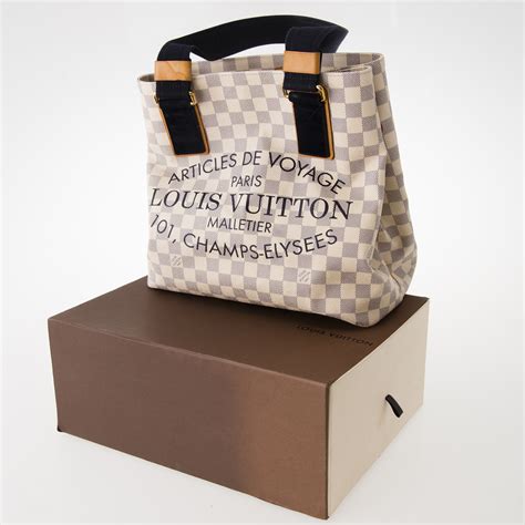 louis vuitton artikels|louis vuitton originated.